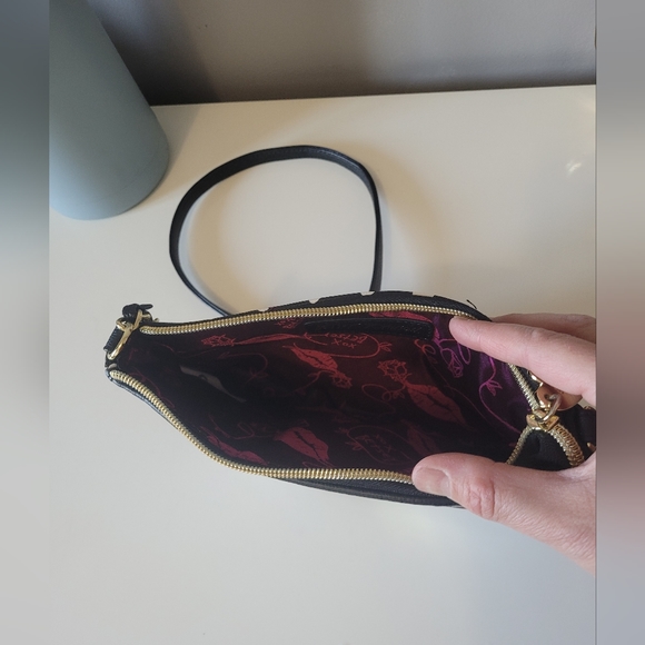 Betsey Johnson Wallet Bag, VGUC - Picture 6 of 8